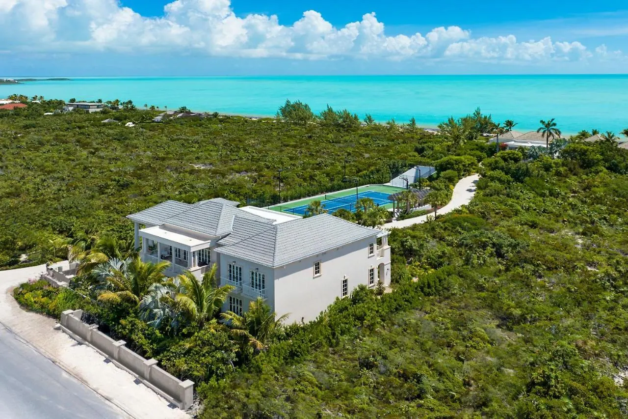 Villa Shambhala 8 Br Long Bay