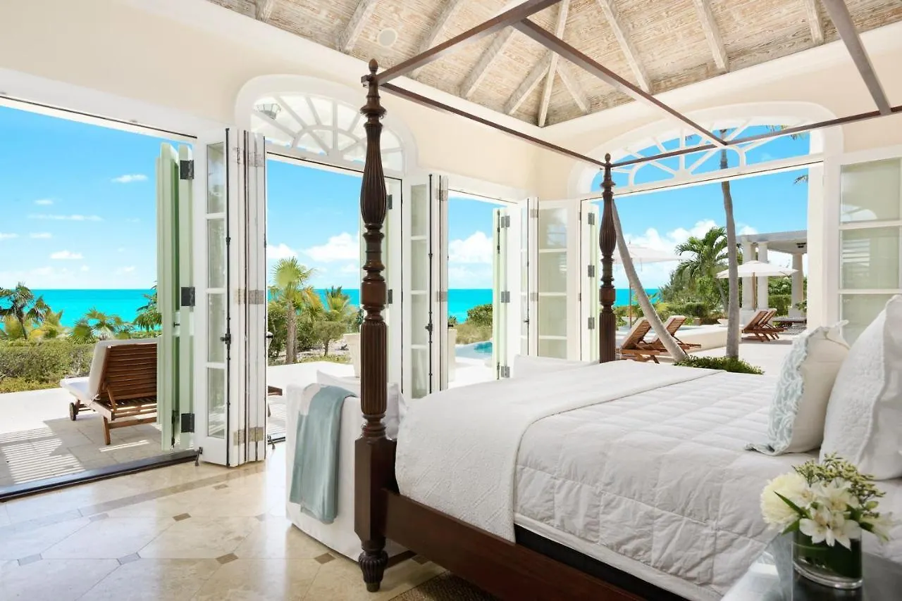 Villa Shambhala 8 Br Long Bay