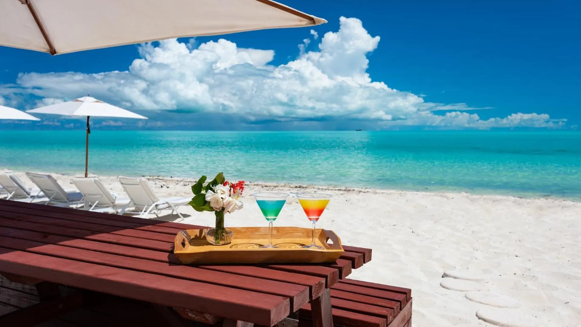 Villa Shambhala 8 Br Long Bay